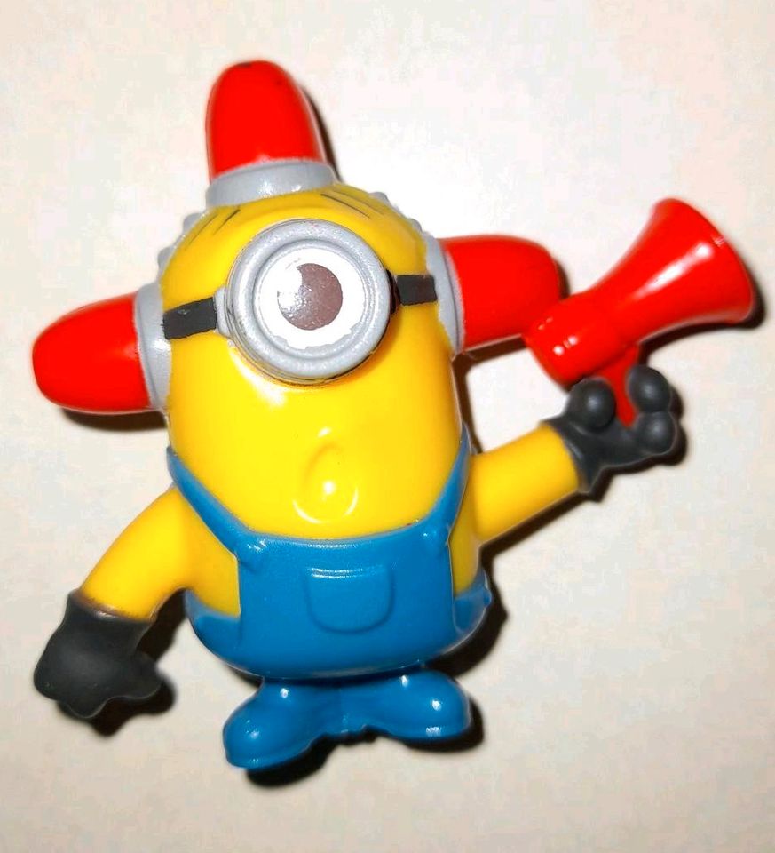 ☆ 2 Minions Sammel-Figuren ☆ in Worbis