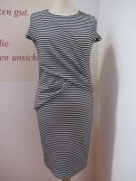 ORSAY Kleid Gr. 36 Ringel schwarz weiß zick-zack Stretch drapiert Niedersachsen - Varel Vorschau