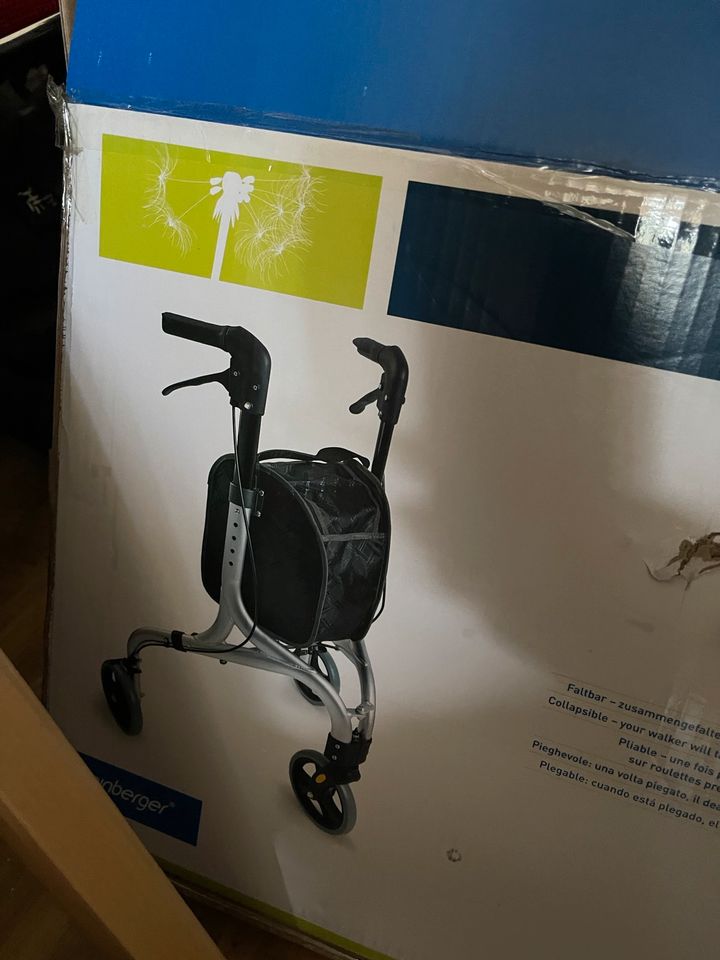 faltbarer Rollator in Köthen (Anhalt)