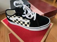 Vans Filmore Decon Sneaker schwarz weiß Gr. 38 NEU Nordrhein-Westfalen - Kamp-Lintfort Vorschau