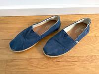 Toms Damen Schuhe Jeans Gr.10 Gr.42 Super Zustand Düsseldorf - Wittlaer Vorschau
