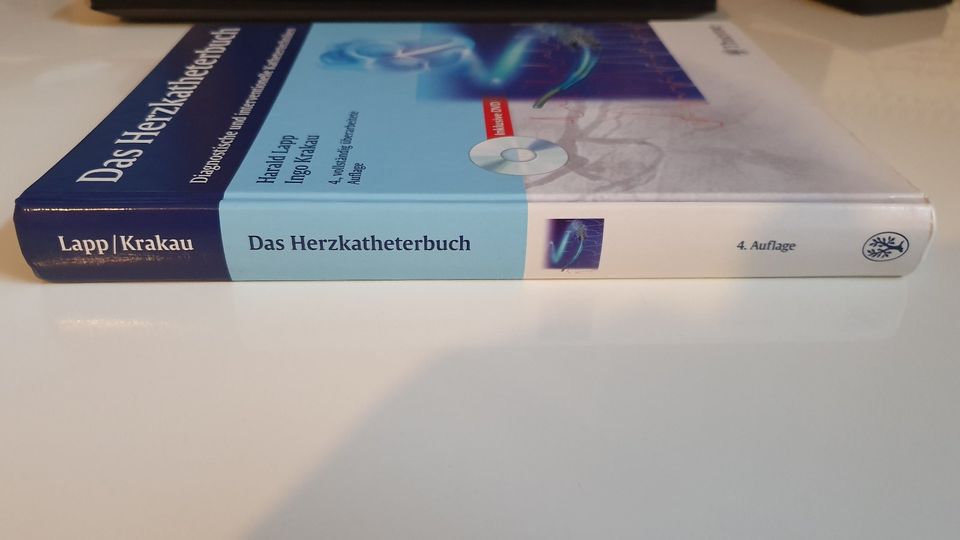 Fachbuch "Das Herzkatheterbuch", Thieme in Halle