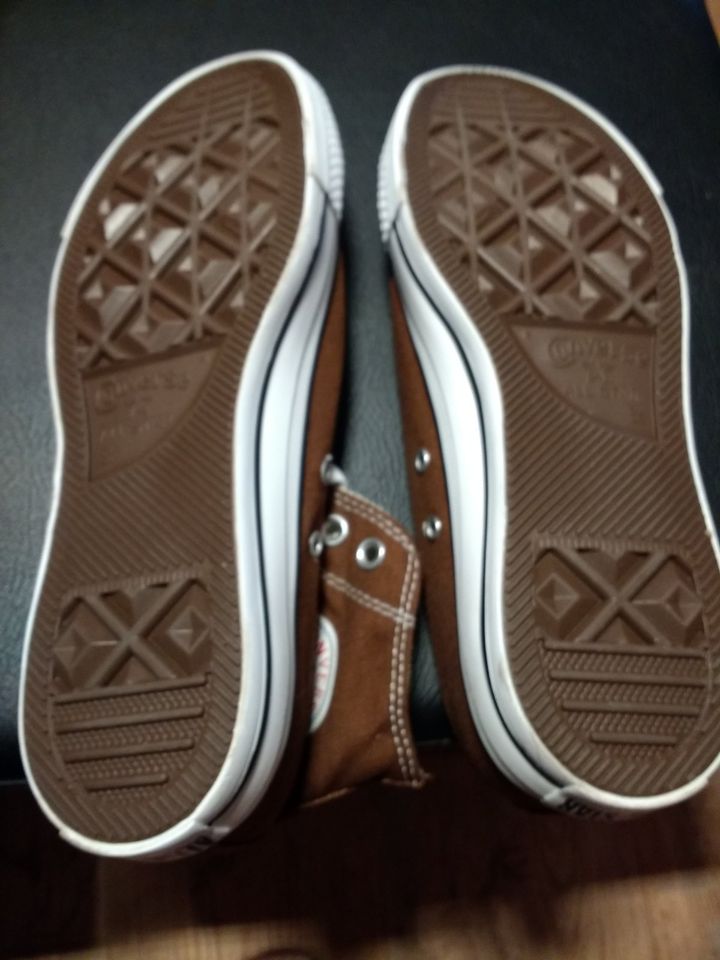 Converse Chucks Turnschuhe in Braun Neu in Original OVP!!! in Oberhausen