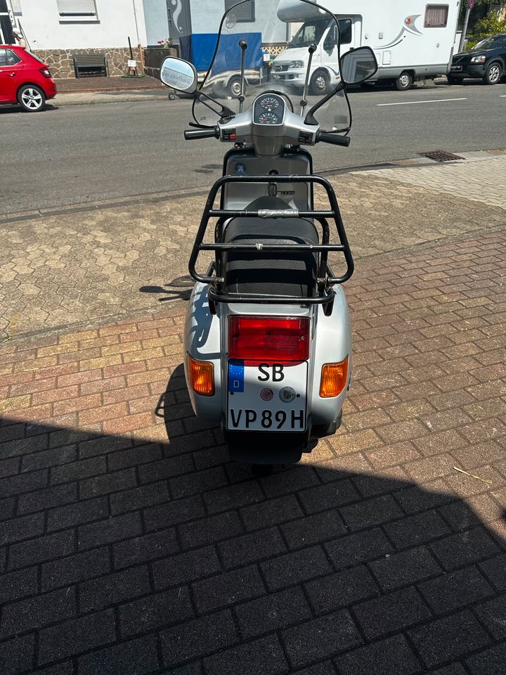 Vespa Cosa E LX 200 H Kennzeichen Oldtimer in Saarbrücken