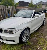 BMW 118d e88 Cabrio in M-Paket  Diesel Niedersachsen - Edewecht Vorschau