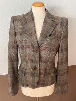 Toni Gard Blazer, reine Schurwolle, 36/38 auf Figur very British Frankfurt am Main - Rödelheim Vorschau