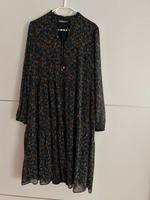 Kleid Gr. 44 Saarland - Saarwellingen Vorschau