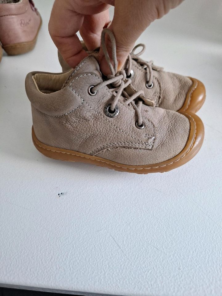 Naturino Schuhe beige in Eschweiler