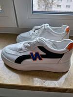 Krossschuhe in Weiß von New Balance, Größe 37 Bayern - Höchstädt a.d. Donau Vorschau