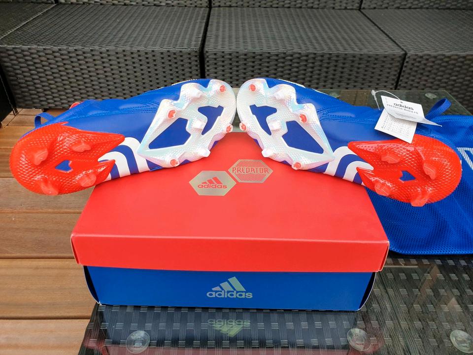 Adidas predator mania size 9 sale
