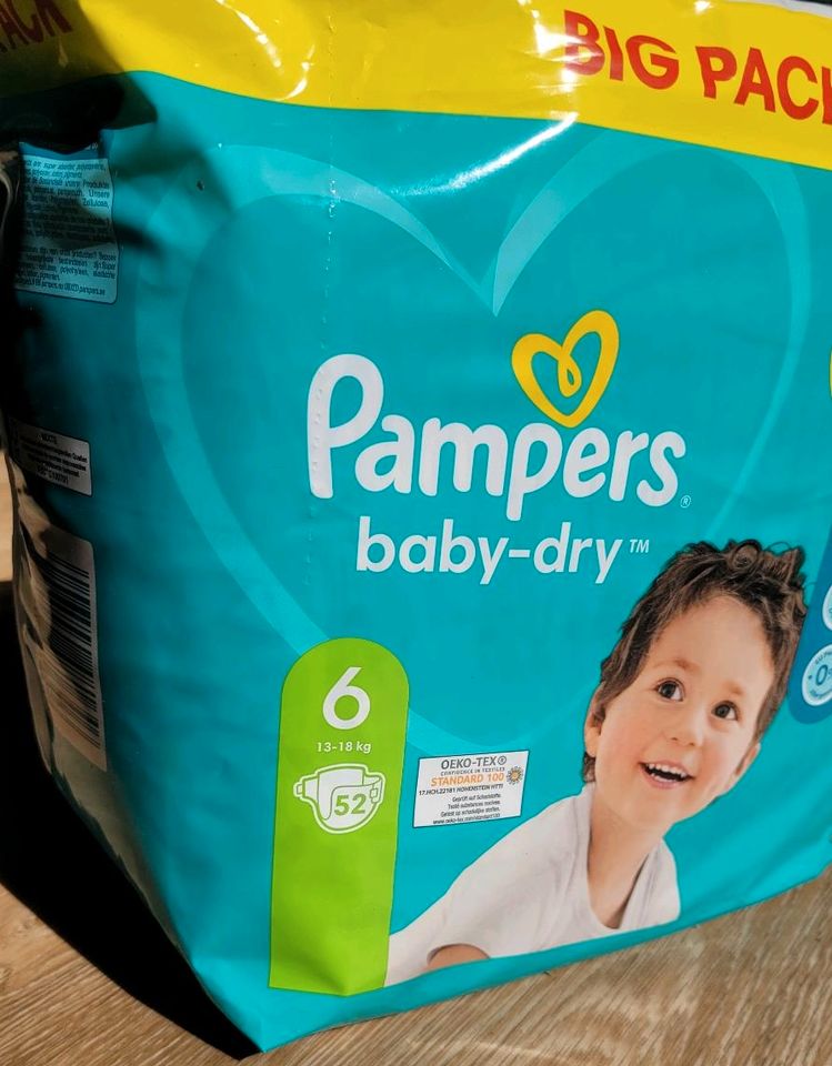 Pampers Windeln Größe 6 Baby dry, neu ungeöffnet in Döbern