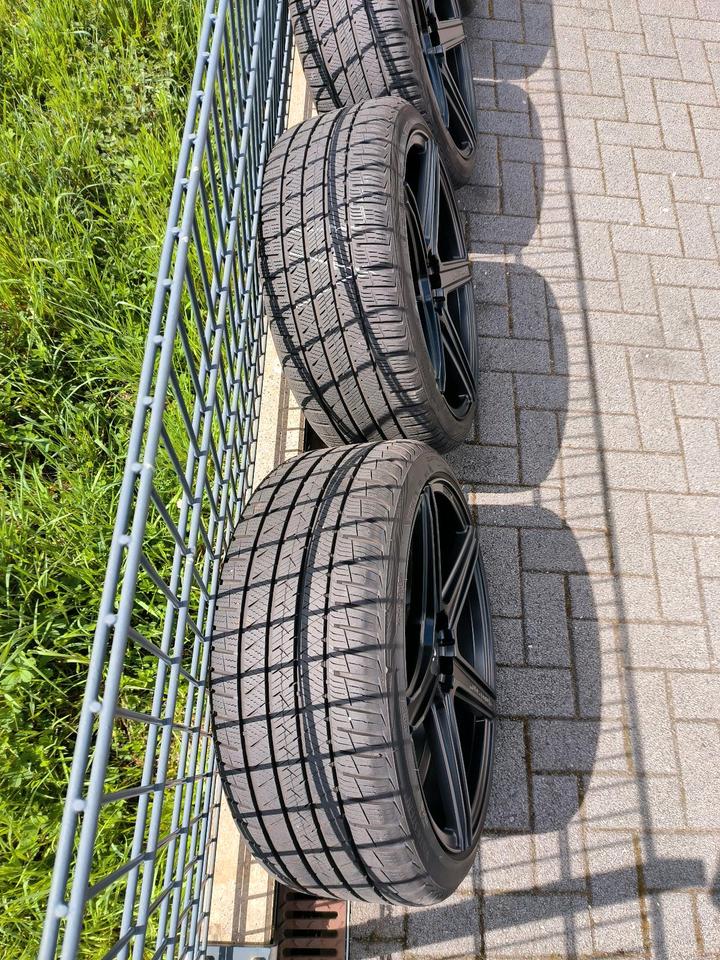 MBdesign KV1 8,5x19 ET45 5x112 235/35 Vredestein VW Audi Seat in Wachtberg