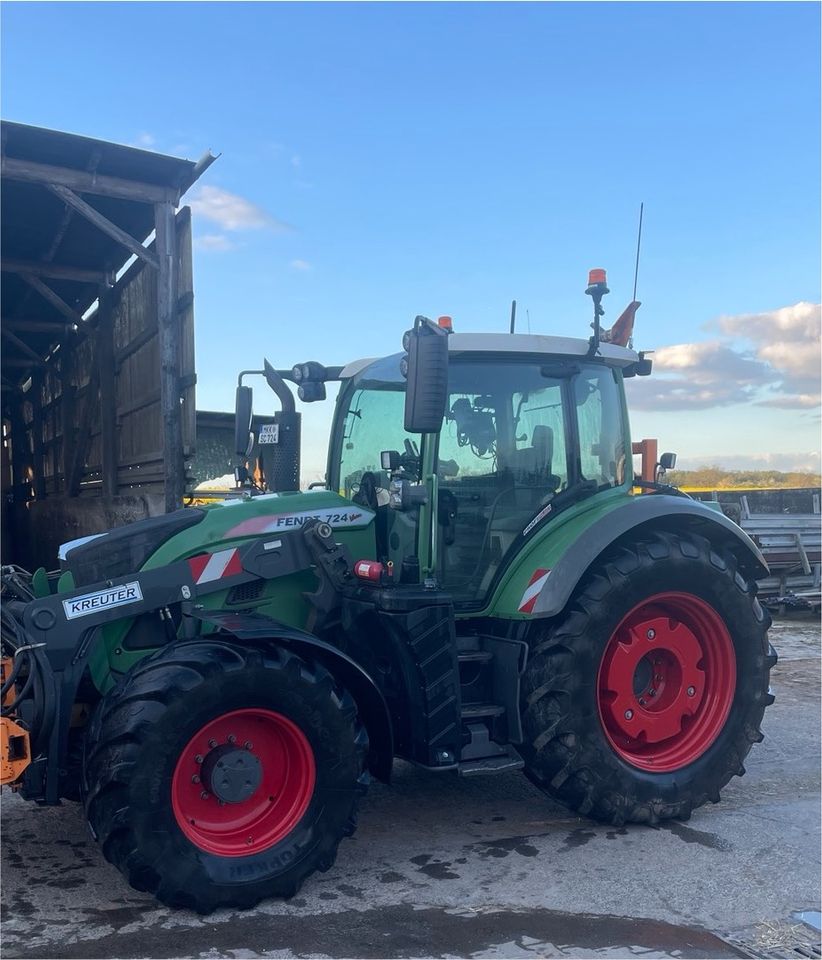 Fendt 724 Vario s4 in Bruchköbel