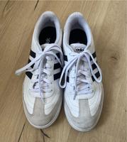 Adidas Schuhe Sneaker weiß, Größe 41,5 Niedersachsen - Hellwege Vorschau