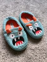 Hausschuhe Gr 30 Monster Kinder Schuhe Hessen - Langenselbold Vorschau