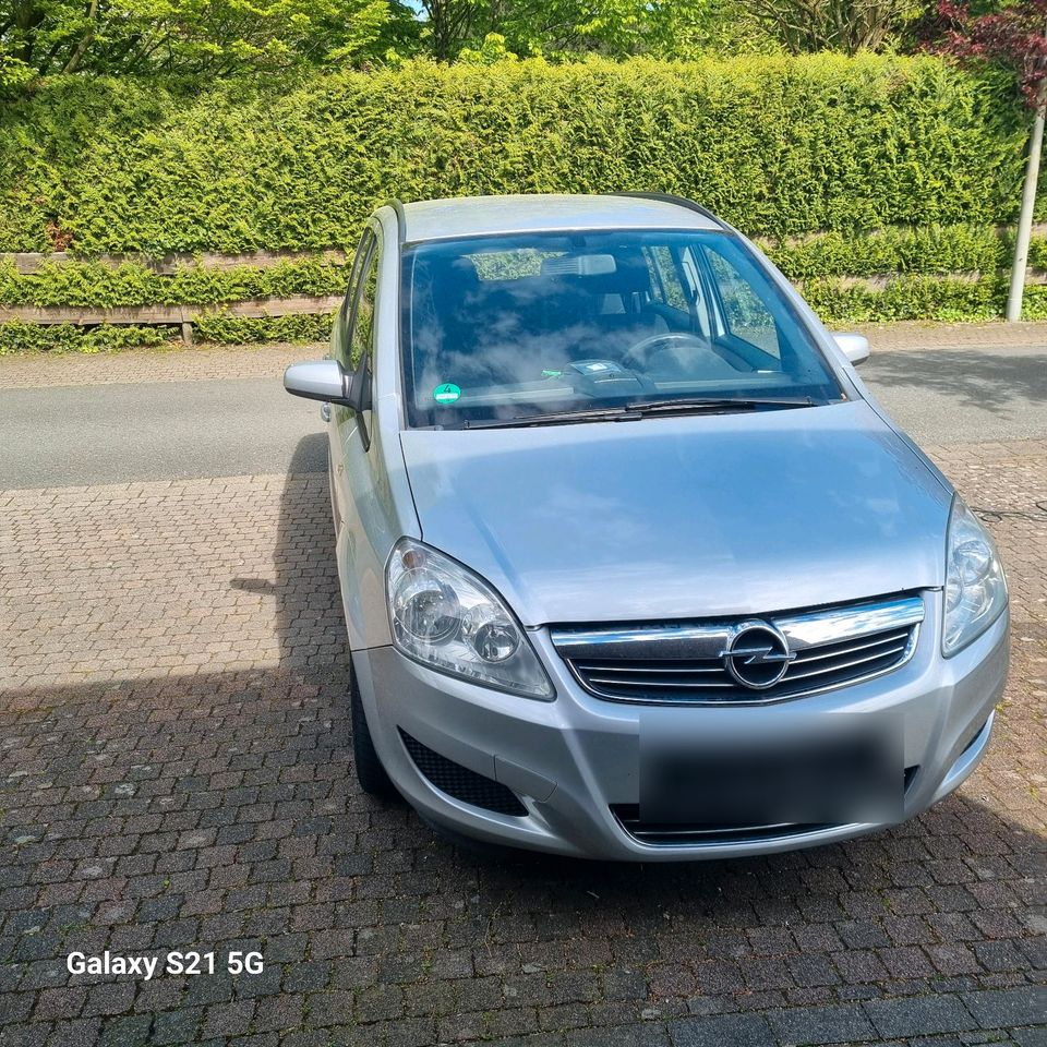 Opel zafira b1.9  ...7 sitzer in Borken