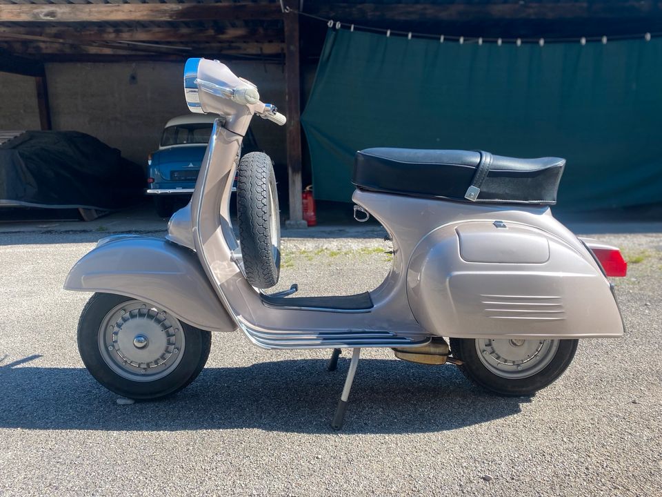 Vespa Sprint Veloce Erste Serie 125er Zulassung 1A restauriert in München