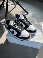 NEU! Nike Dunk Low Panda By You, Sneaker, 41 Niedersachsen - Garbsen Vorschau