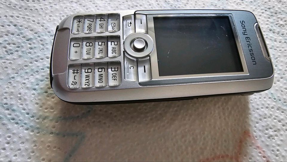 Sony Ericsson K 700 i Wie NEU in Frankfurt am Main