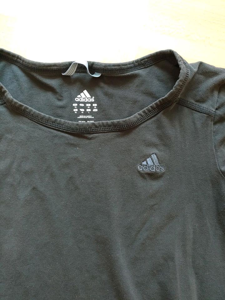 Adidas T Shirt Gr 38 T-Shirt in schwarz in Salzgitter