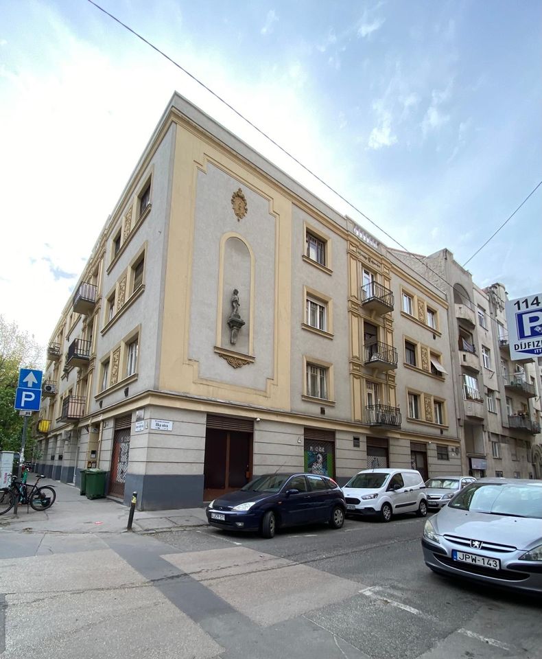 BUDAPEST, 14. Bezirk, 3-Zimmer Wohnung, Altbau, saniert, 67 m2 in Stadtbergen