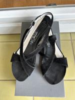 TAMARIS Damen Sandalen Wildleder schwarz Gr. 37 Hessen - Biebertal Vorschau