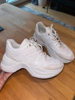 Guess chunky Sneakers - weiß - Größe 40 Nürnberg (Mittelfr) - Aussenstadt-Sued Vorschau
