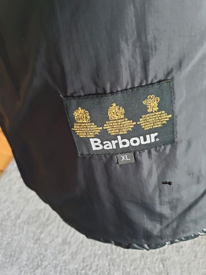 Barbour Jacke XL in Hamburg