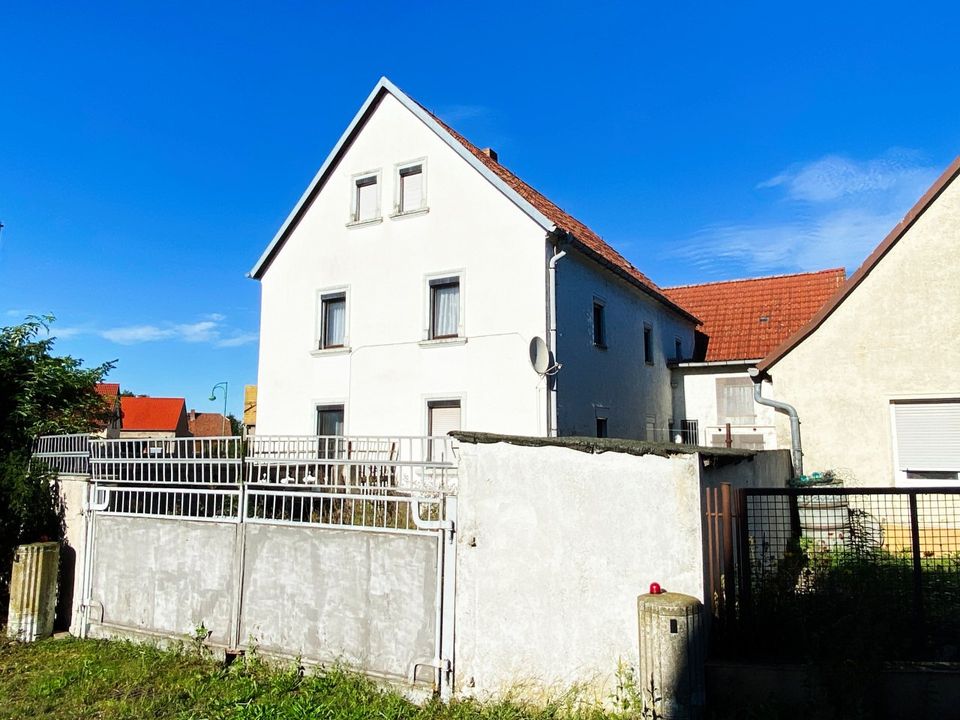 Einfamilienhaus mit Stallgebäude und Garage bei Belgern in Belgern