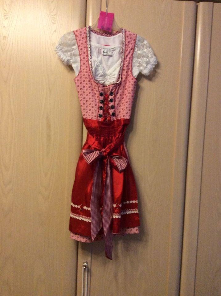 Dirndl, Gr. 30 in Donauwörth