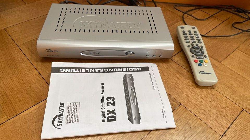 Digital Satelliten Receiver DX 23 in Walheim