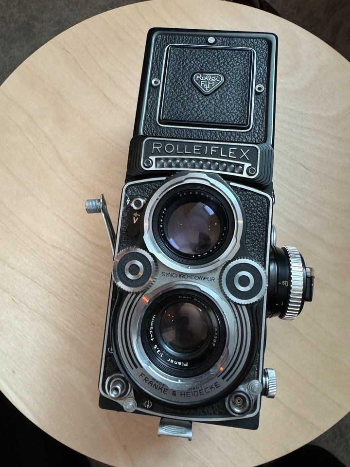 Rolleiflex 3.5F Carl Zeiss Planar 75mm 3.5 6x6 TLR Camera 6 x 6 in Oberhausen