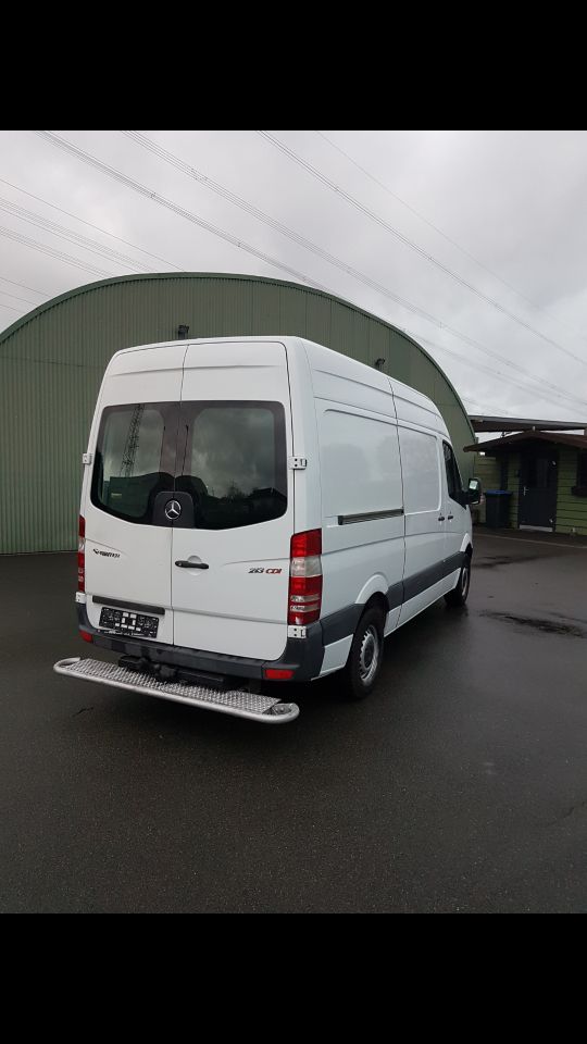 Mercedes Sprinter zu verkaufen Bulli Transporter Umzug in Ense