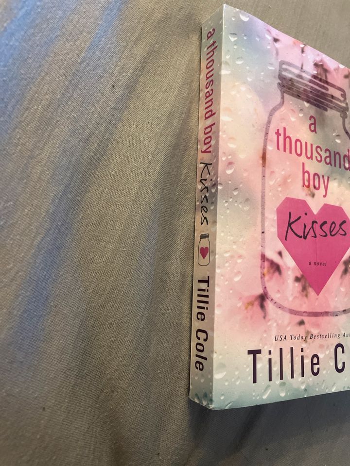 A thousand boy kisses/All your kisses Tillie Cole New Adult LYX in Velden