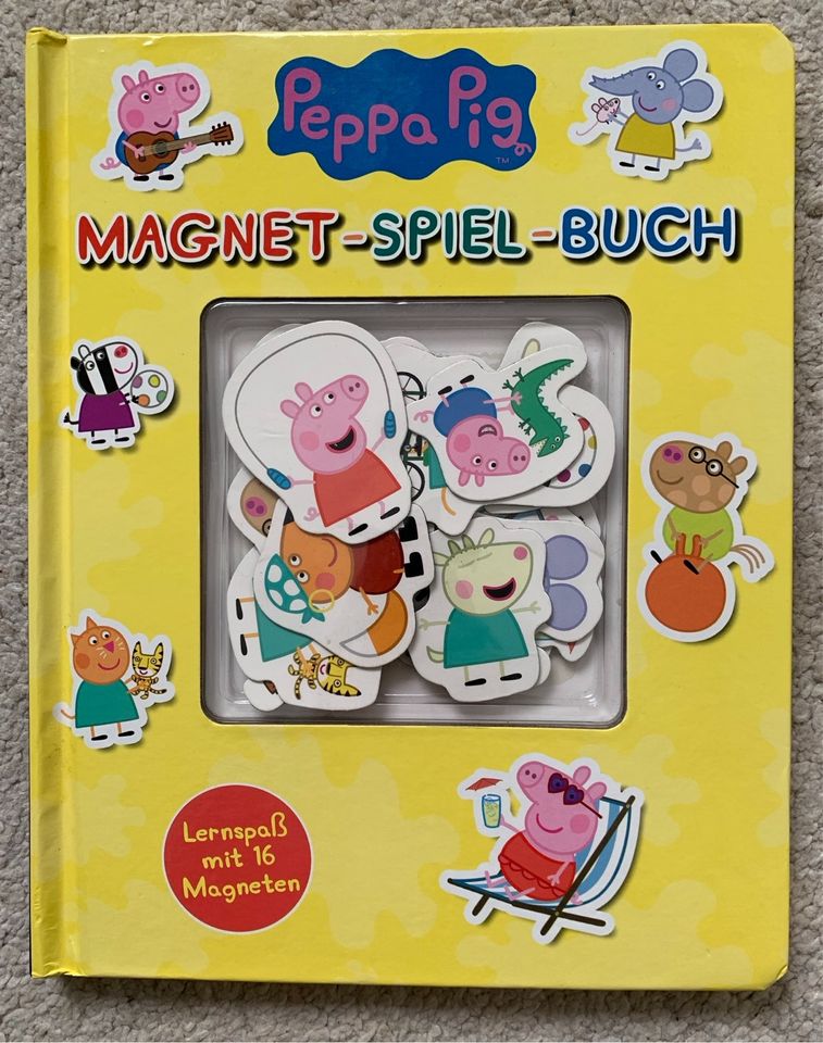 Magnet-Spielbuch Peppa Pig in Hamburg