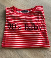 Rot weiß gestreiftes 90‘s Baby Shirt Berlin - Köpenick Vorschau