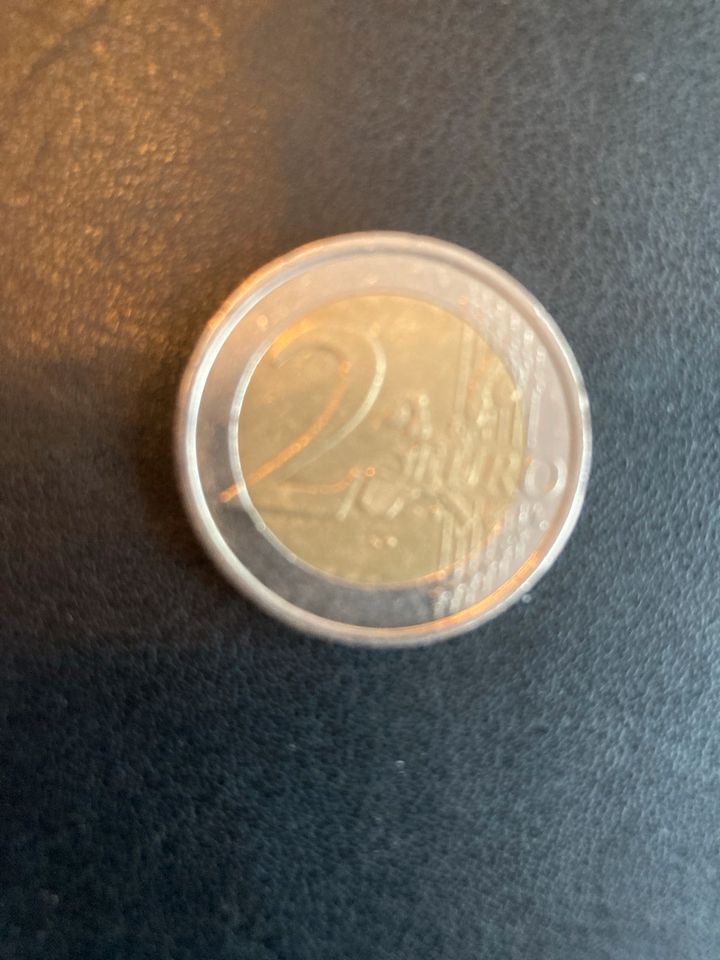 2 Euro Münze in Hamburg