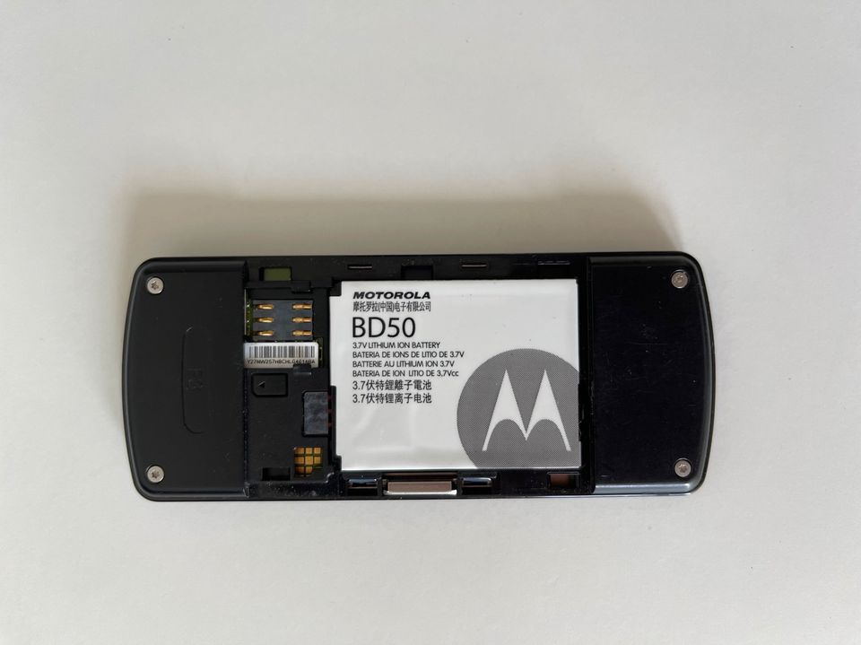 Handy Motofone Motorola mc3 41j11 schwarz in Limburgerhof
