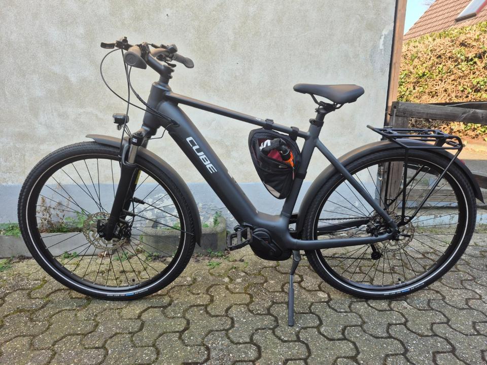 E-Bike für Herren der Marke CUBE - Touring Hybrid ONE 625 in Duisburg