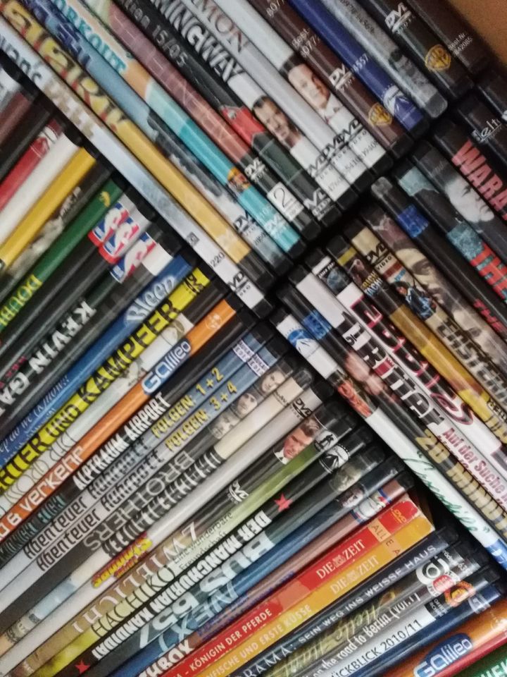 570(!) DVDs in platzsparenden SLIM - Hüllen in Lützelbach