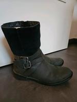UGG Damen Stiefeletten gr. 38 in schwarz Wurster Nordseeküste - Nordholz Vorschau