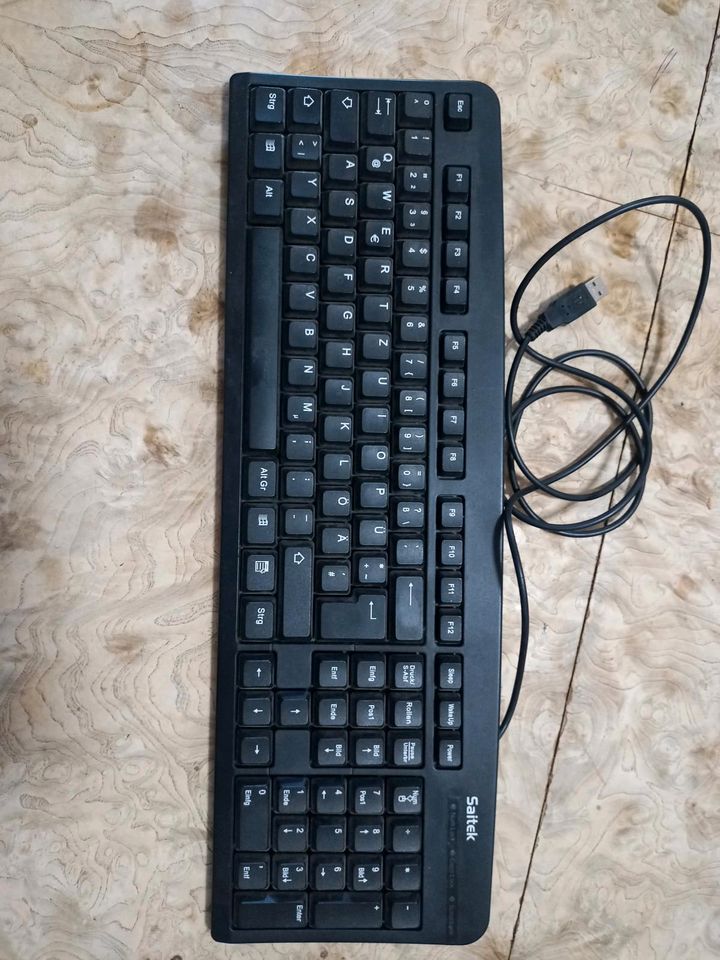 Verkaufe Tastatur in sehr guten Zustand in Diepholz