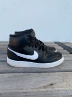 Nike Gr.36 Court Vision Mid Sneaker high schwarz weiß Nordrhein-Westfalen - Herford Vorschau