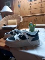 Damen Turnschuhe Nordrhein-Westfalen - Ahlen Vorschau
