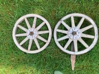 Wagenräder, 2 orignal alte in zwei Größen, 41 und 43 cm Nordrhein-Westfalen - Remscheid Vorschau