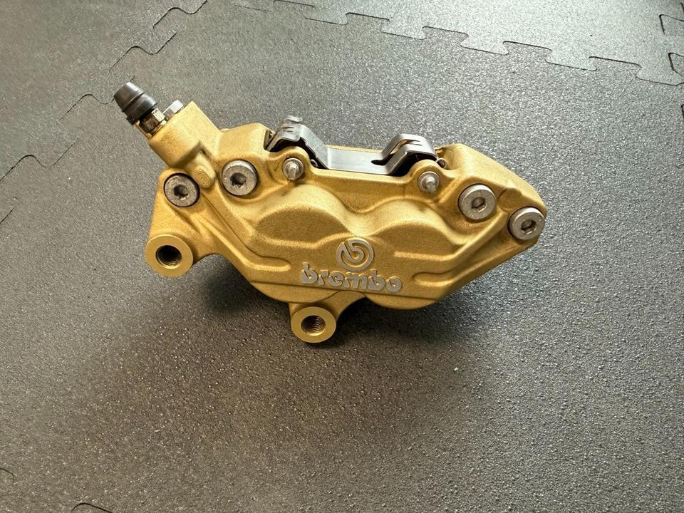 Brembo P4 30/34 Ducati, KTM, Husqvarna, Yamaha SR 500 Bremssattel in Balingen