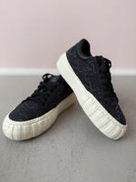 Fendi Sneaker schwarz, Gr. 38, Stoff Hessen - Oberursel (Taunus) Vorschau