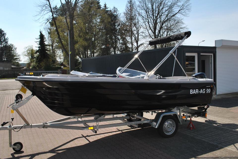 Konsolenboot mit Motor , POlster Sonnendach Führerscheinfrei in Berlin