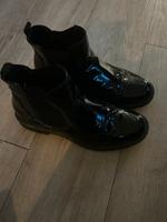 Schwarze Schuhe Gr. 40 Niedersachsen - Wilhelmshaven Vorschau