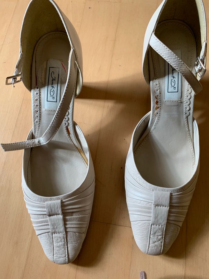 Janet D. Leder Pumps Schuhe, Gr. 40, ungetragen in Saarbrücken